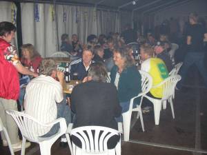 Foto 4 ( 12,3 KB )