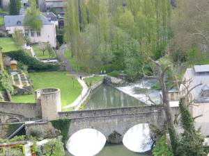 Foto 3 ( 15 KB )